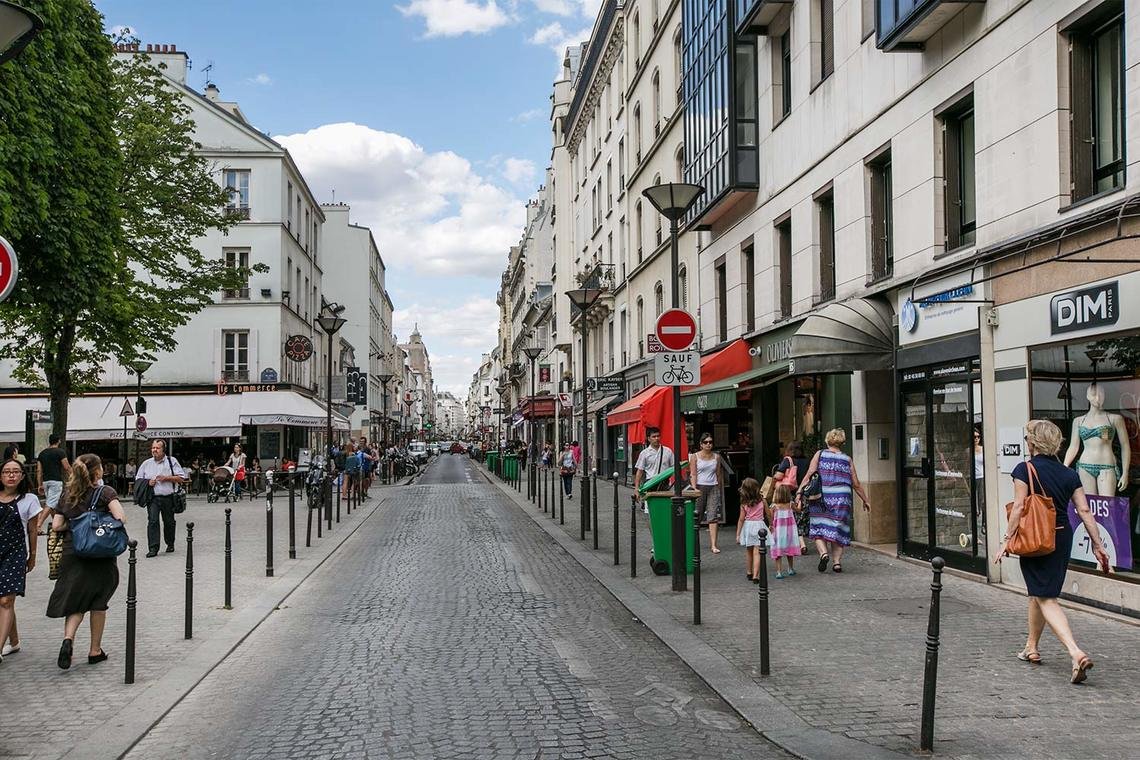 Rue du Commerce em Paris