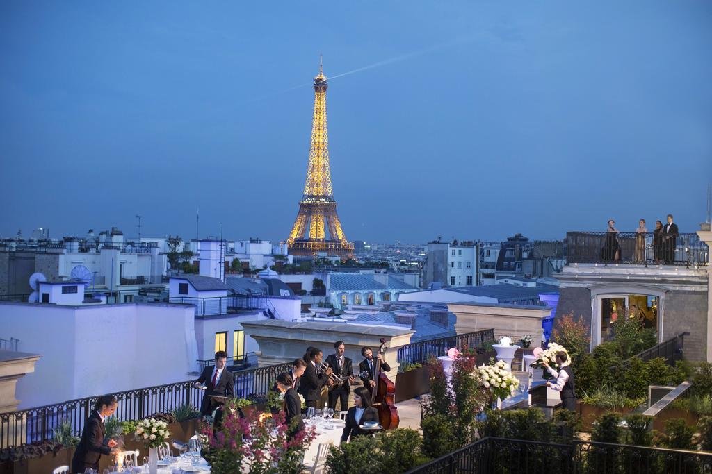 Hotel com vista Torre Eiffel
